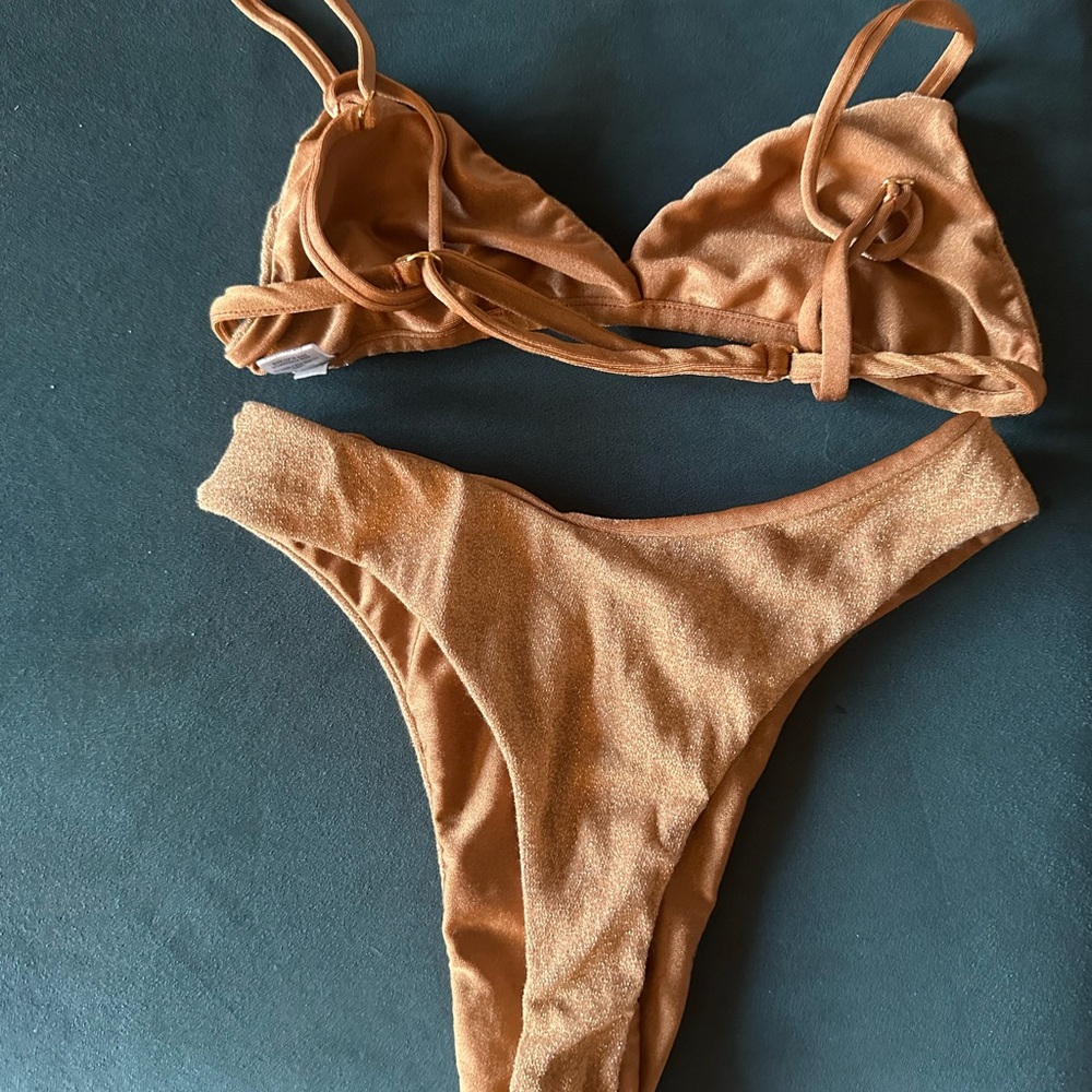 Golden Bikini Set - Picture 5 of 6